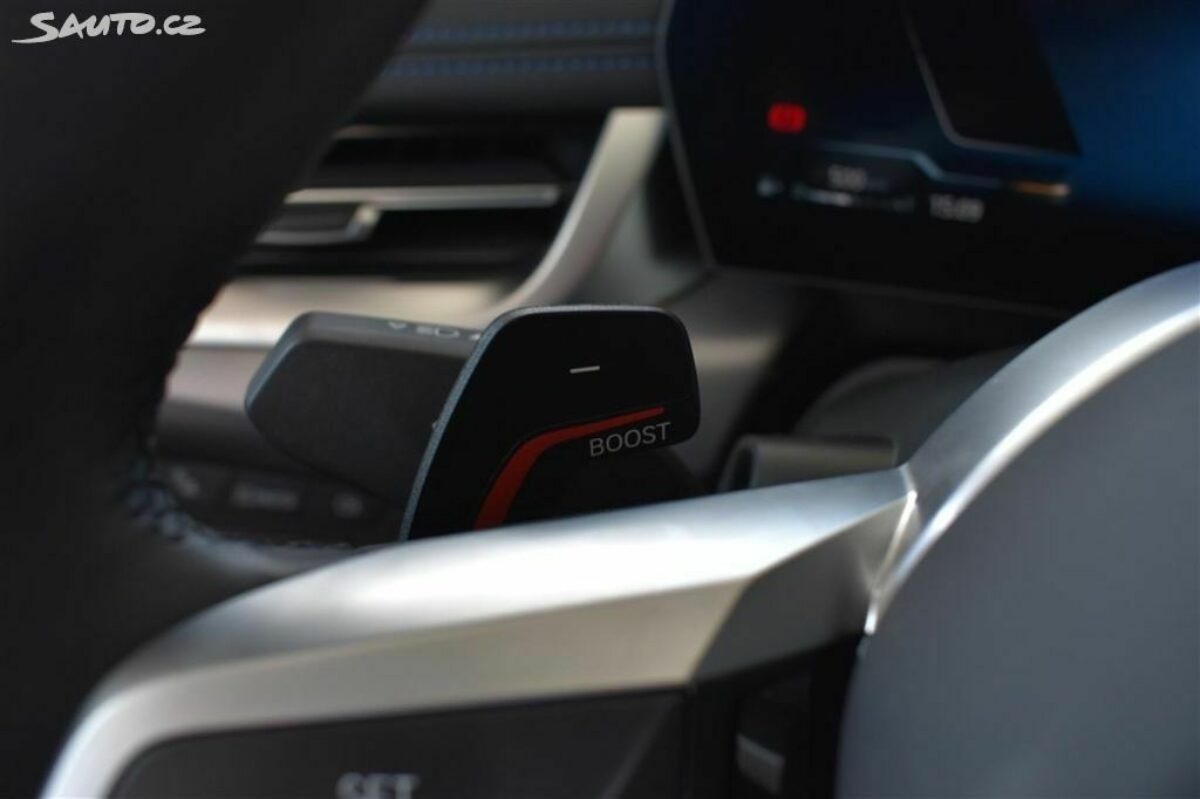 Fotografie vozu - klik pro zvětšení