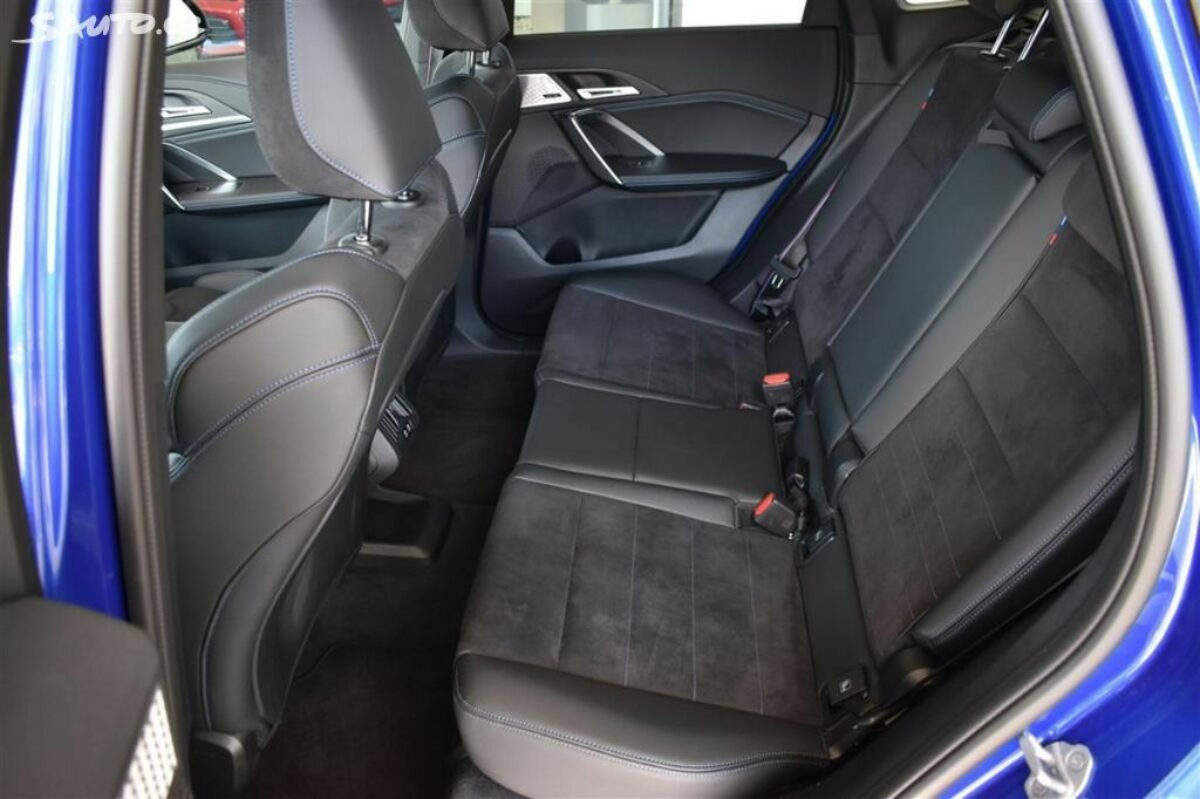 Fotografie vozu - klik pro zvětšení