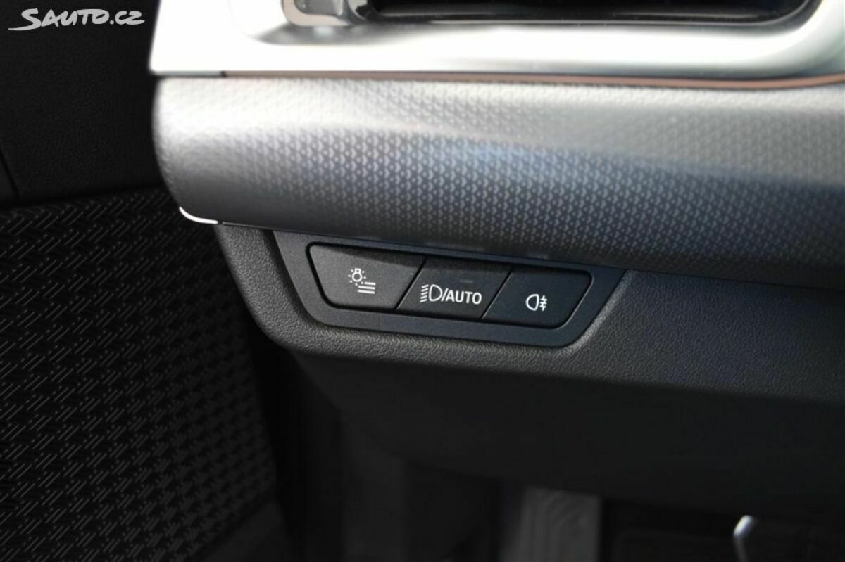 Fotografie vozu - klik pro zvětšení