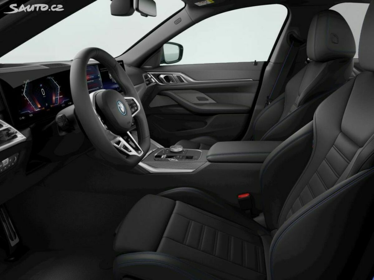 Fotografie vozu - klik pro zvětšení