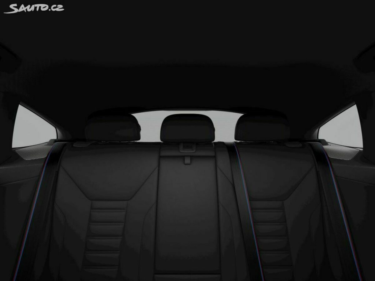 Fotografie vozu - klik pro zvětšení