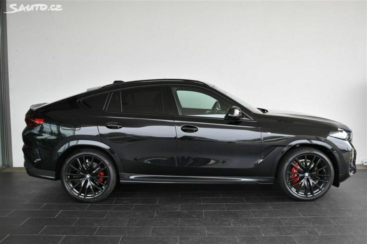 Fotografie vozu - klik pro zvětšení