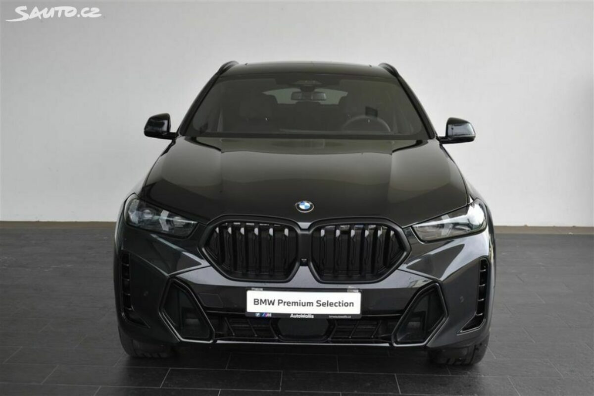 Fotografie vozu - klik pro zvětšení