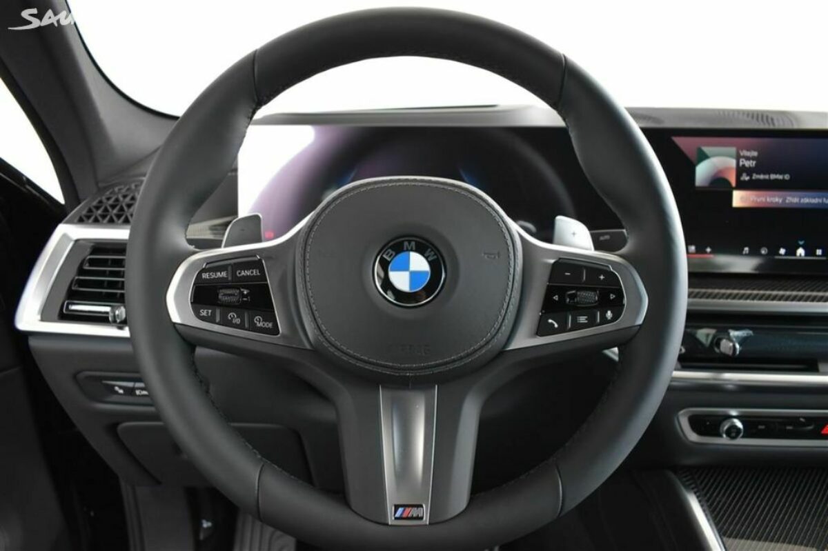 Fotografie vozu - klik pro zvětšení