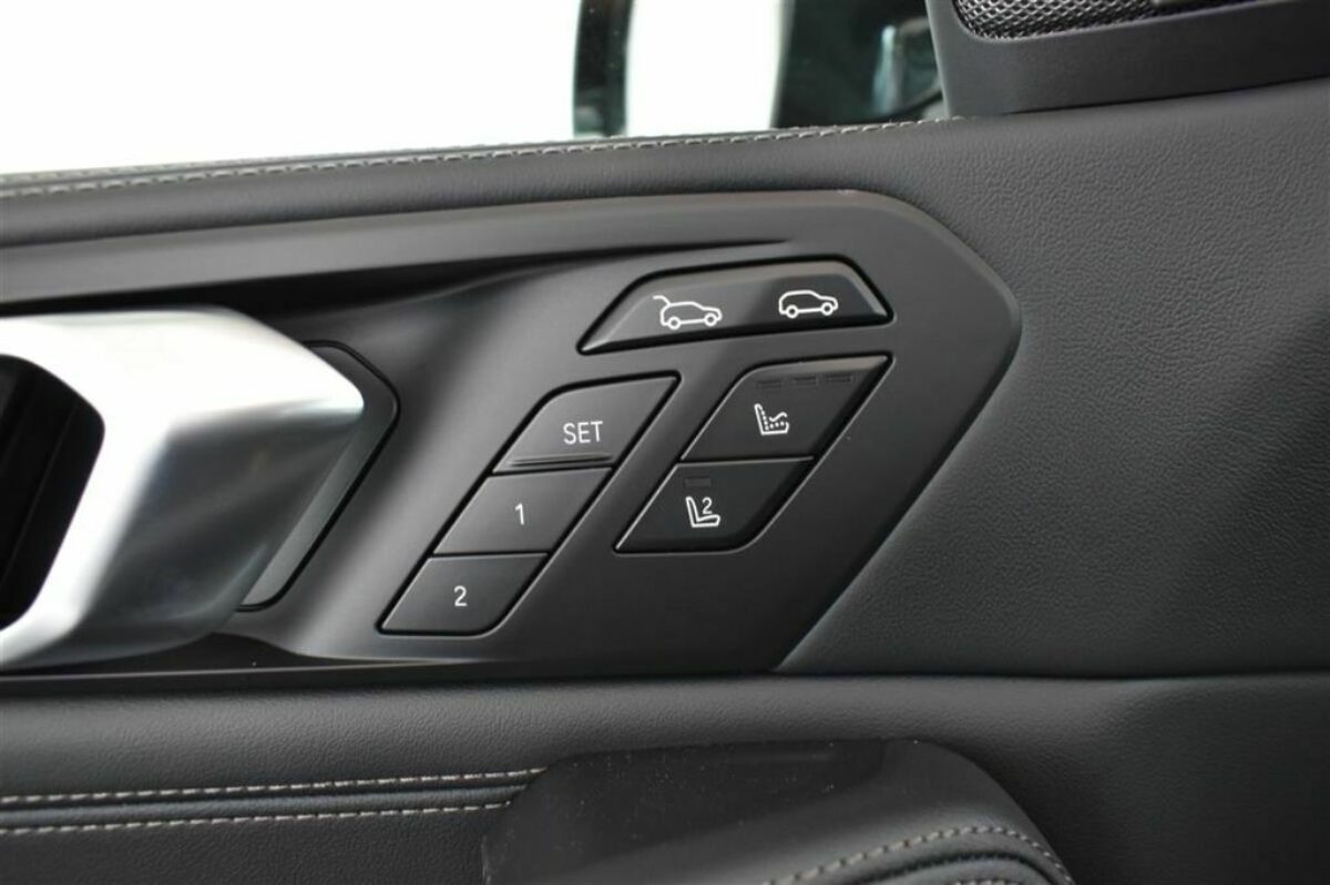 Fotografie vozu - klik pro zvětšení