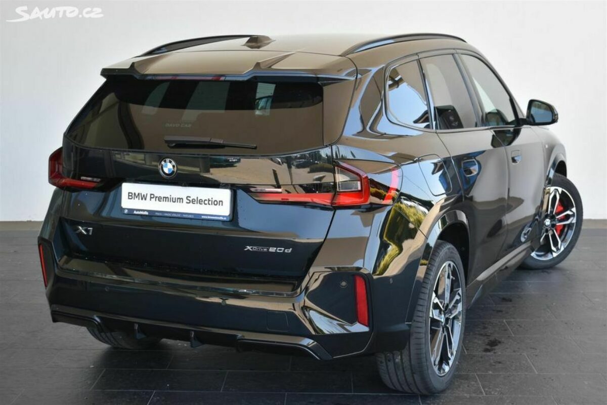 Fotografie vozu - klik pro zvětšení