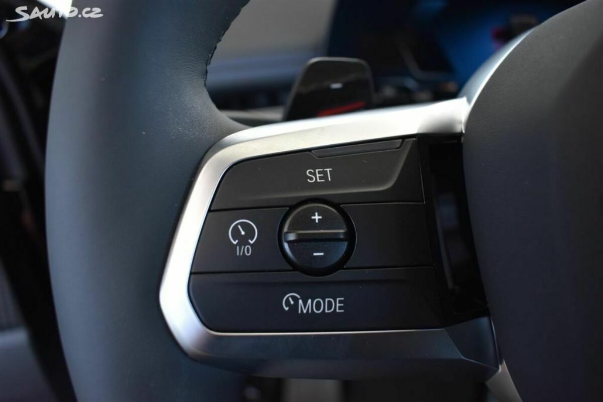 Fotografie vozu - klik pro zvětšení