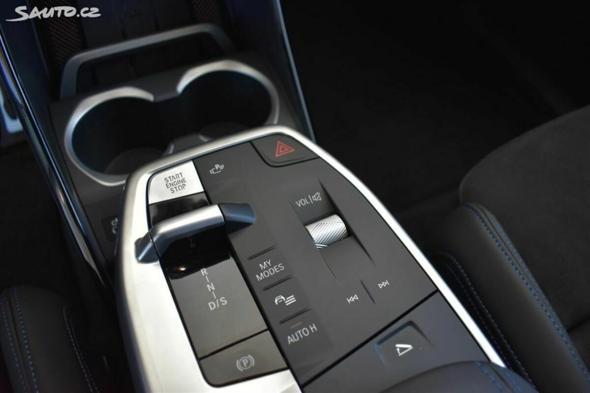 Fotografie vozu - klik pro zvětšení