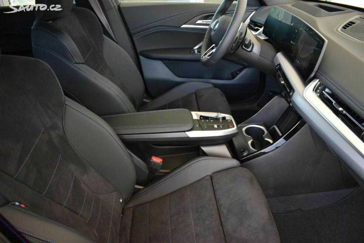 Fotografie vozu - klik pro zvětšení