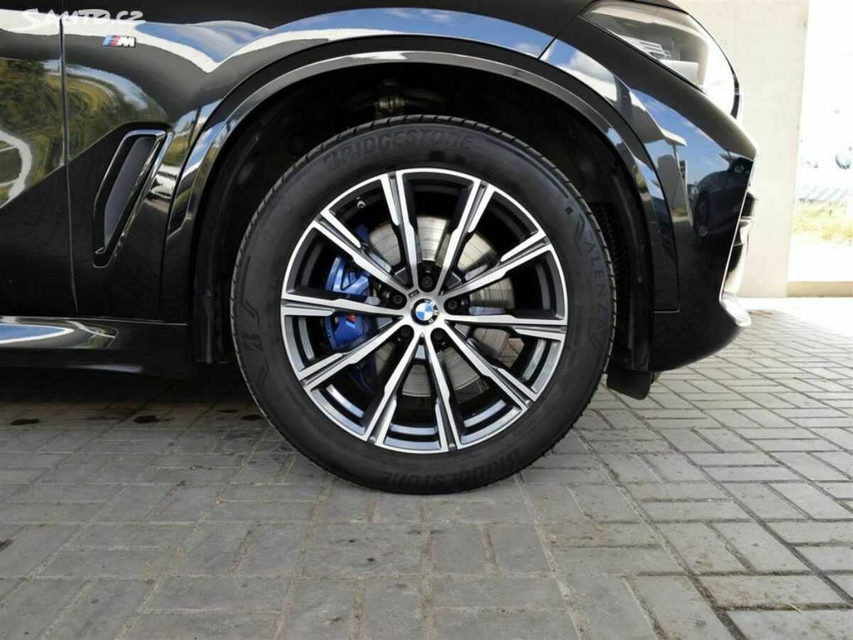 Fotografie vozu - klik pro zvětšení