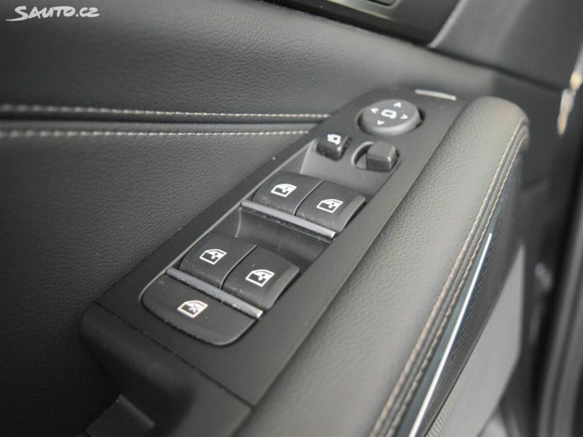 Fotografie vozu - klik pro zvětšení