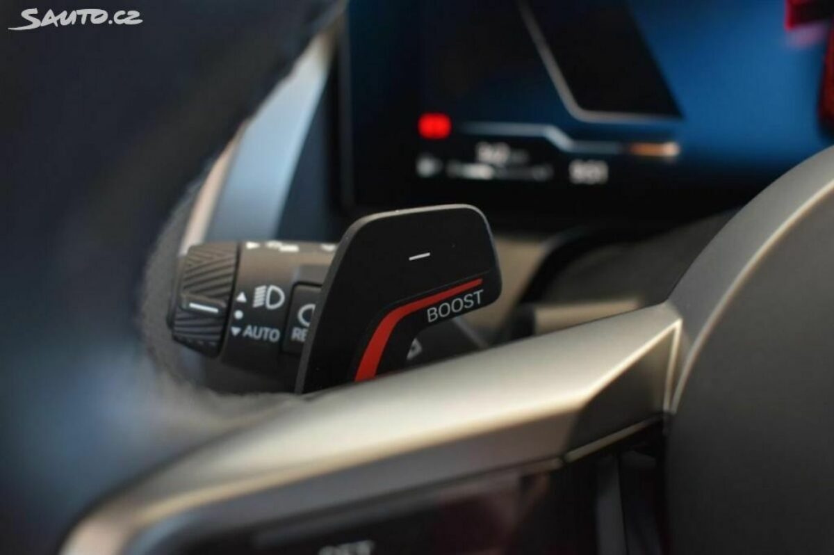 Fotografie vozu - klik pro zvětšení