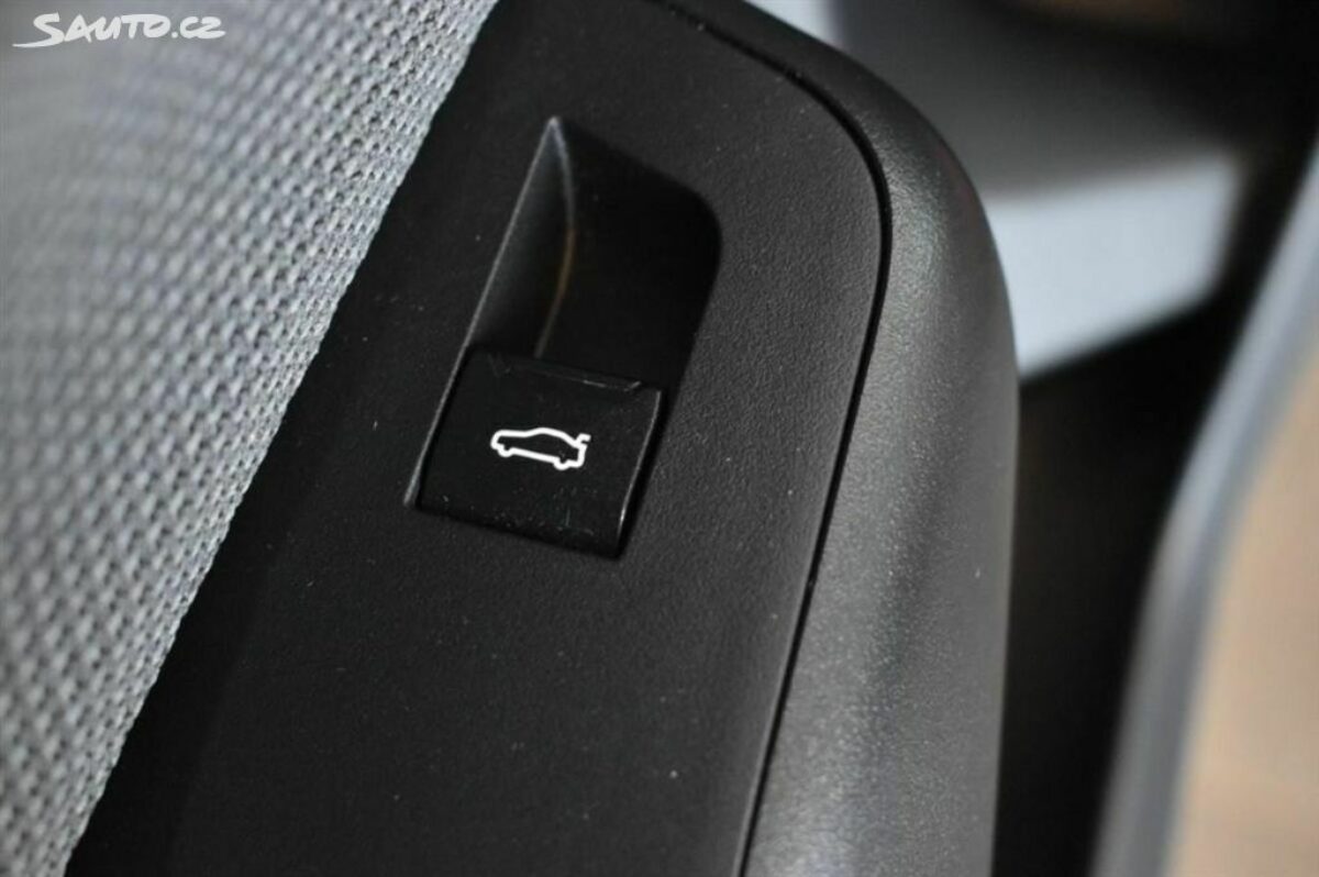 Fotografie vozu - klik pro zvětšení