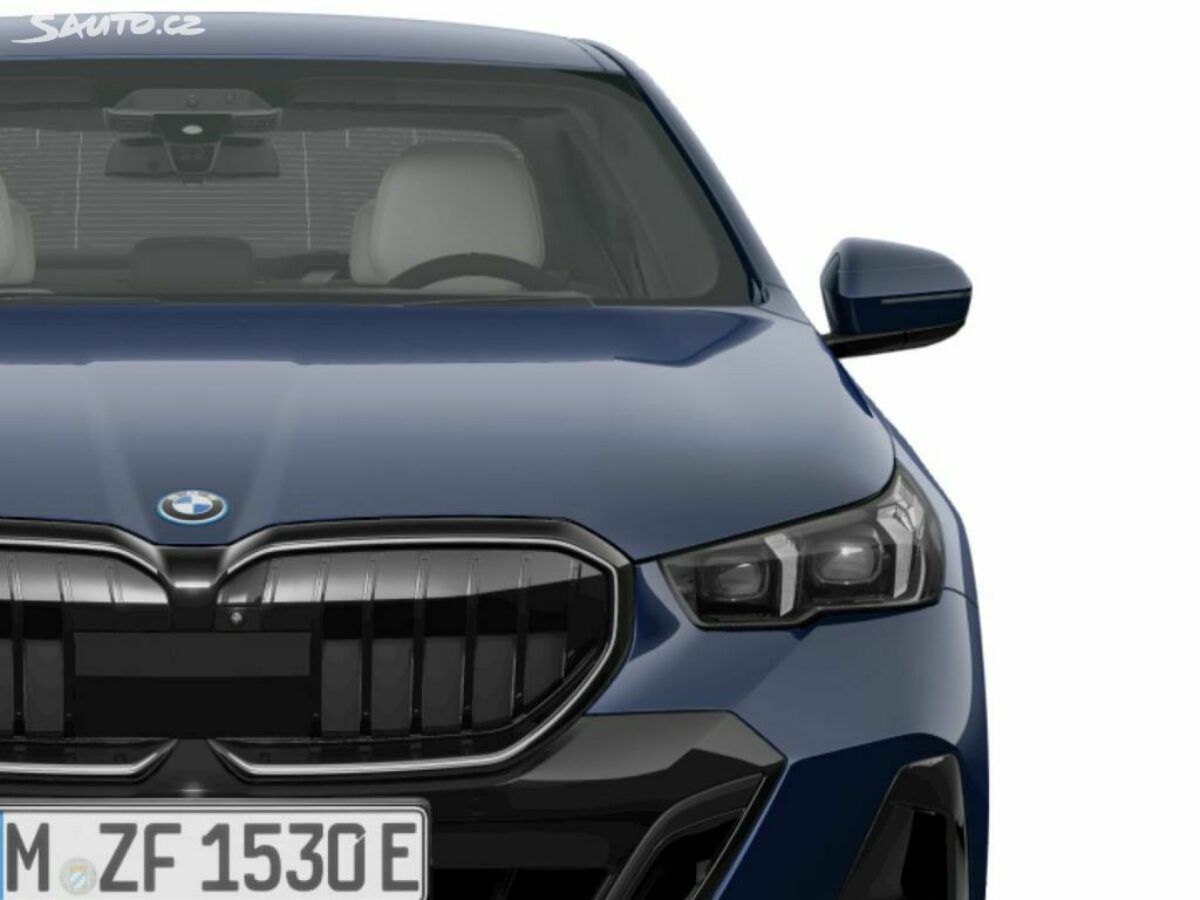 Fotografie vozu - klik pro zvětšení