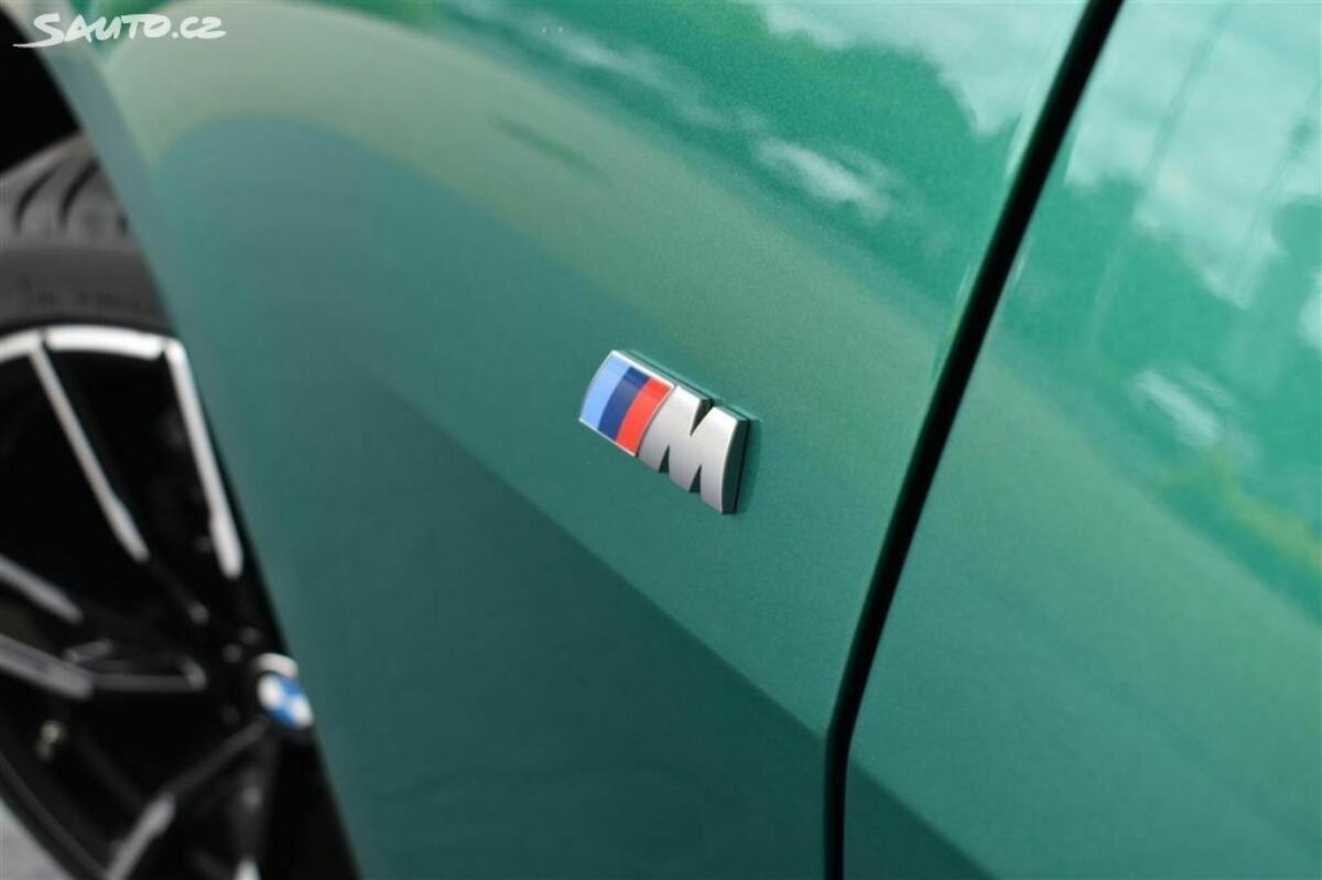 Fotografie vozu - klik pro zvětšení