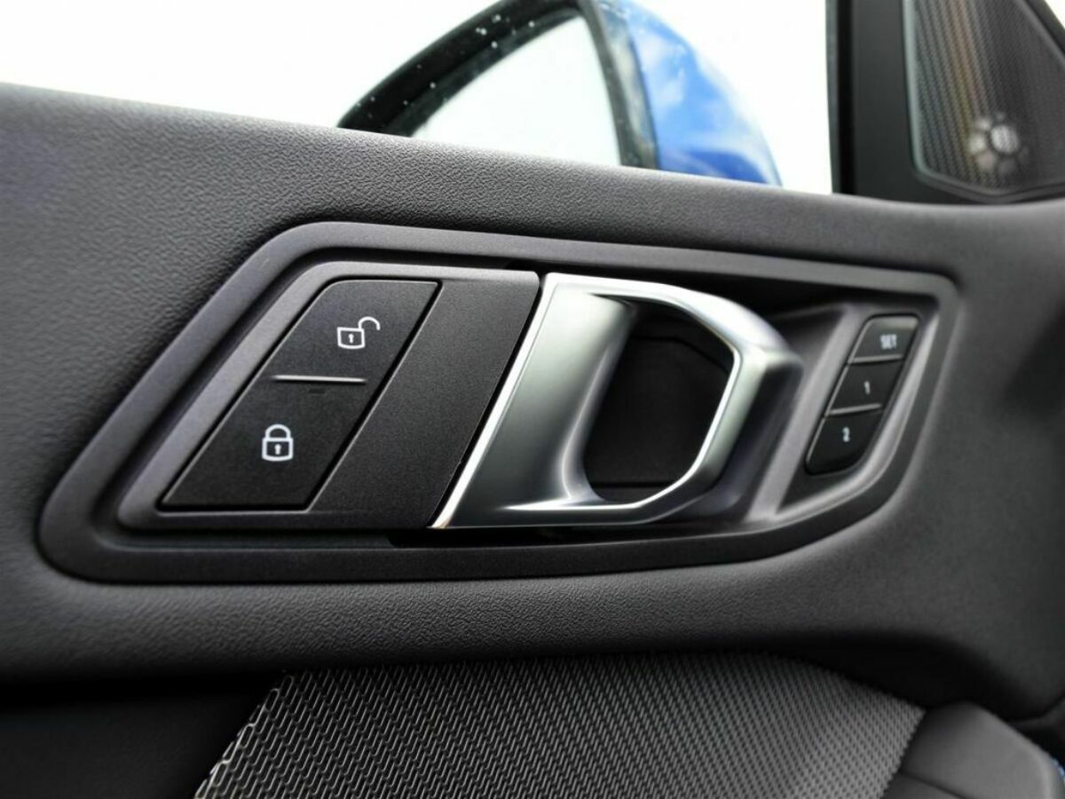 Fotografie vozu - klik pro zvětšení