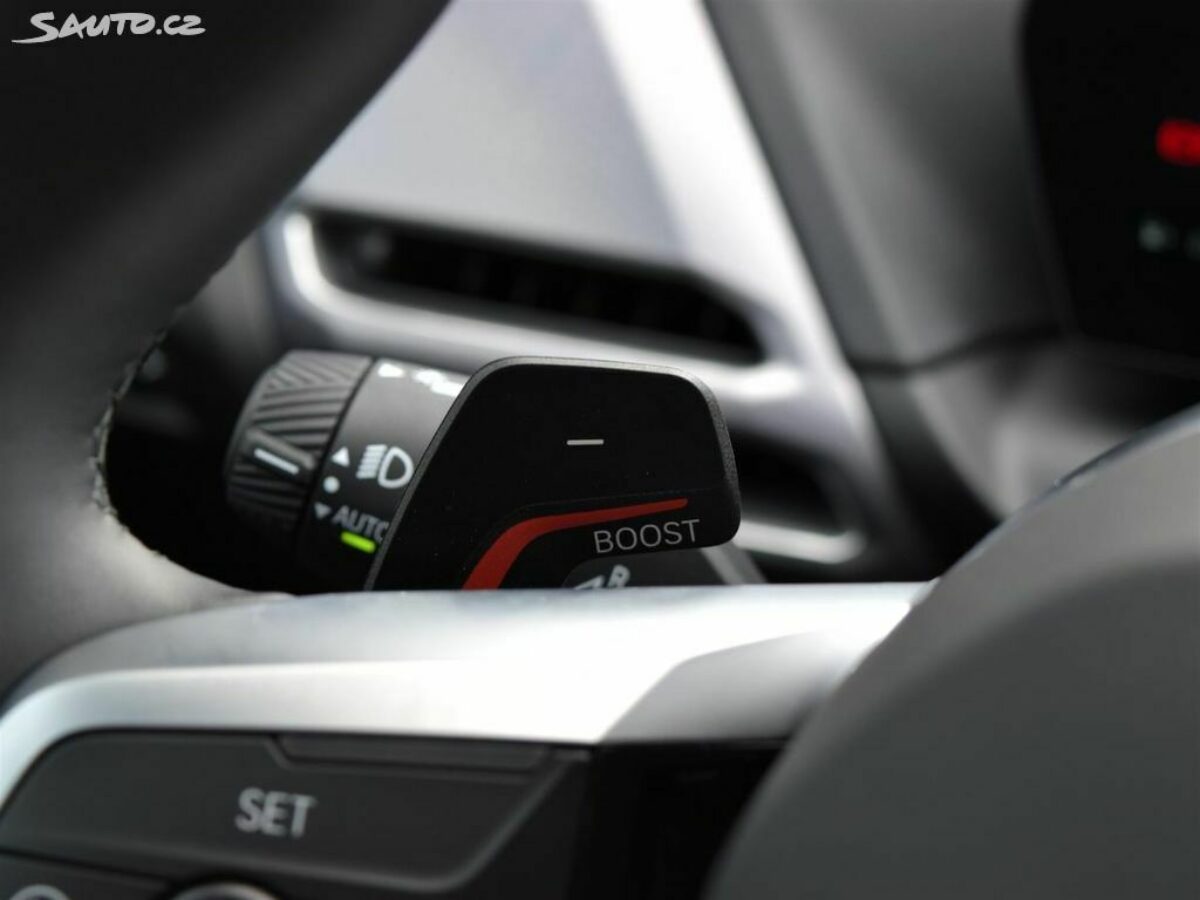 Fotografie vozu - klik pro zvětšení