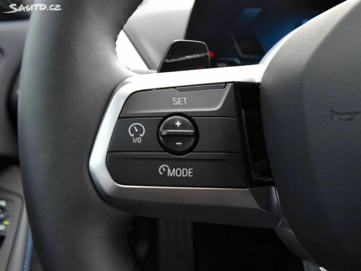 Fotografie vozu - klik pro zvětšení