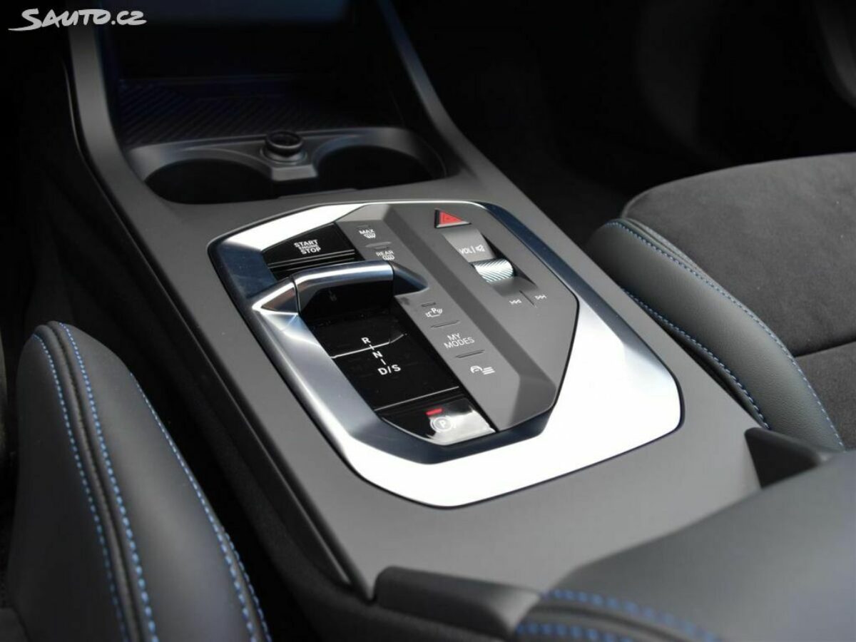 Fotografie vozu - klik pro zvětšení