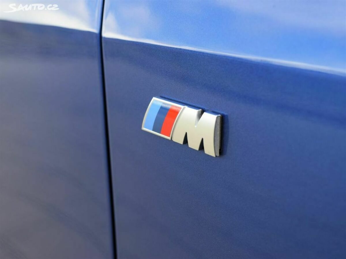 Fotografie vozu - klik pro zvětšení