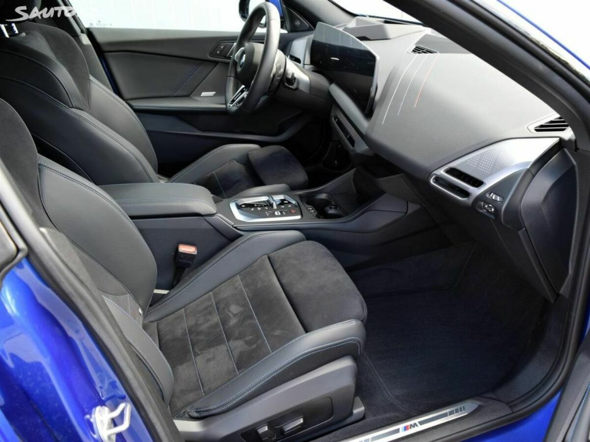 Fotografie vozu - klik pro zvětšení