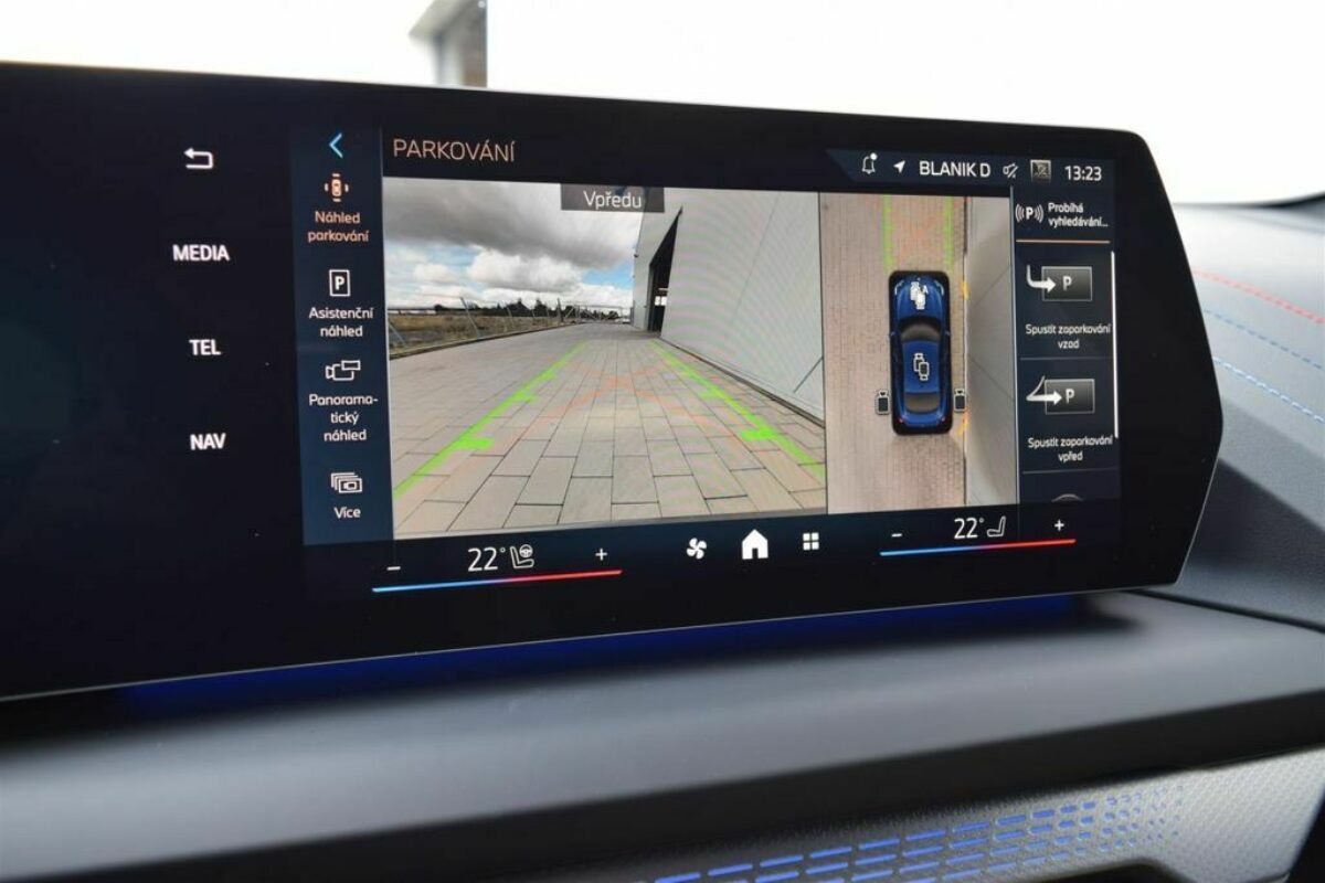 Fotografie vozu - klik pro zvětšení