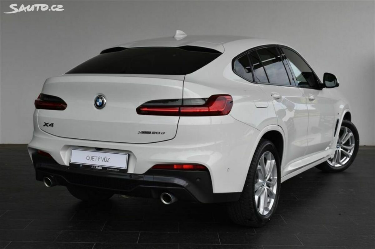 Fotografie vozu - klik pro zvětšení