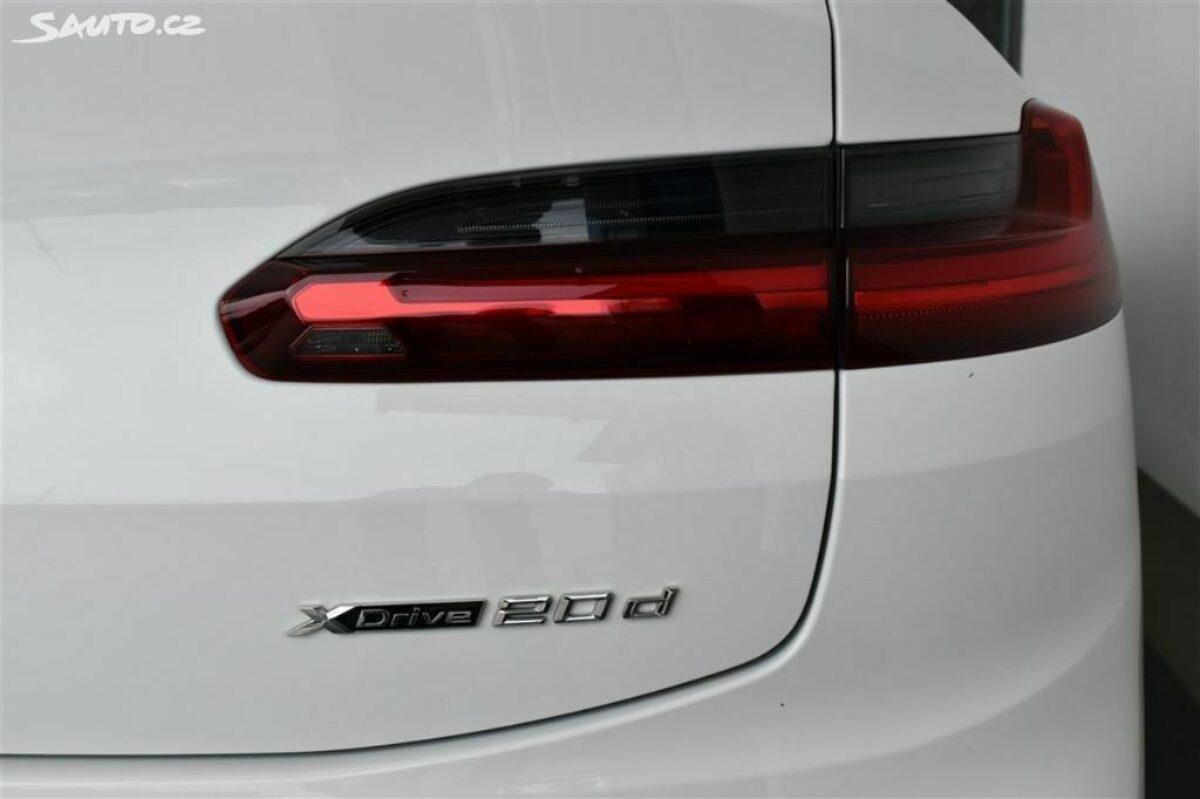 Fotografie vozu - klik pro zvětšení