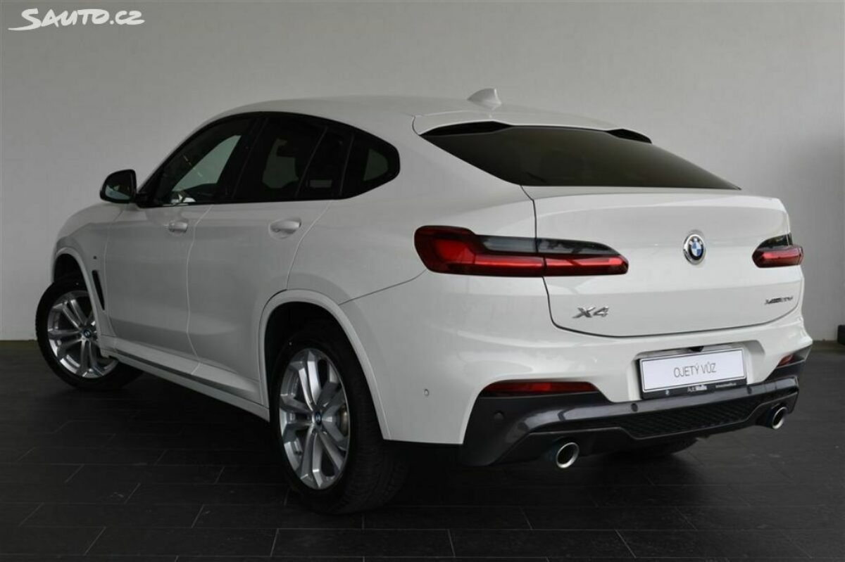 Fotografie vozu - klik pro zvětšení