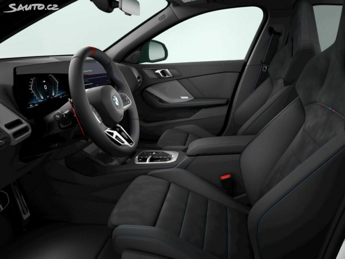 Fotografie vozu - klik pro zvětšení