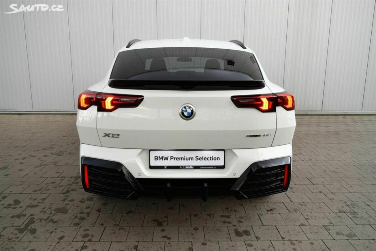 Fotografie vozu - klik pro zvětšení