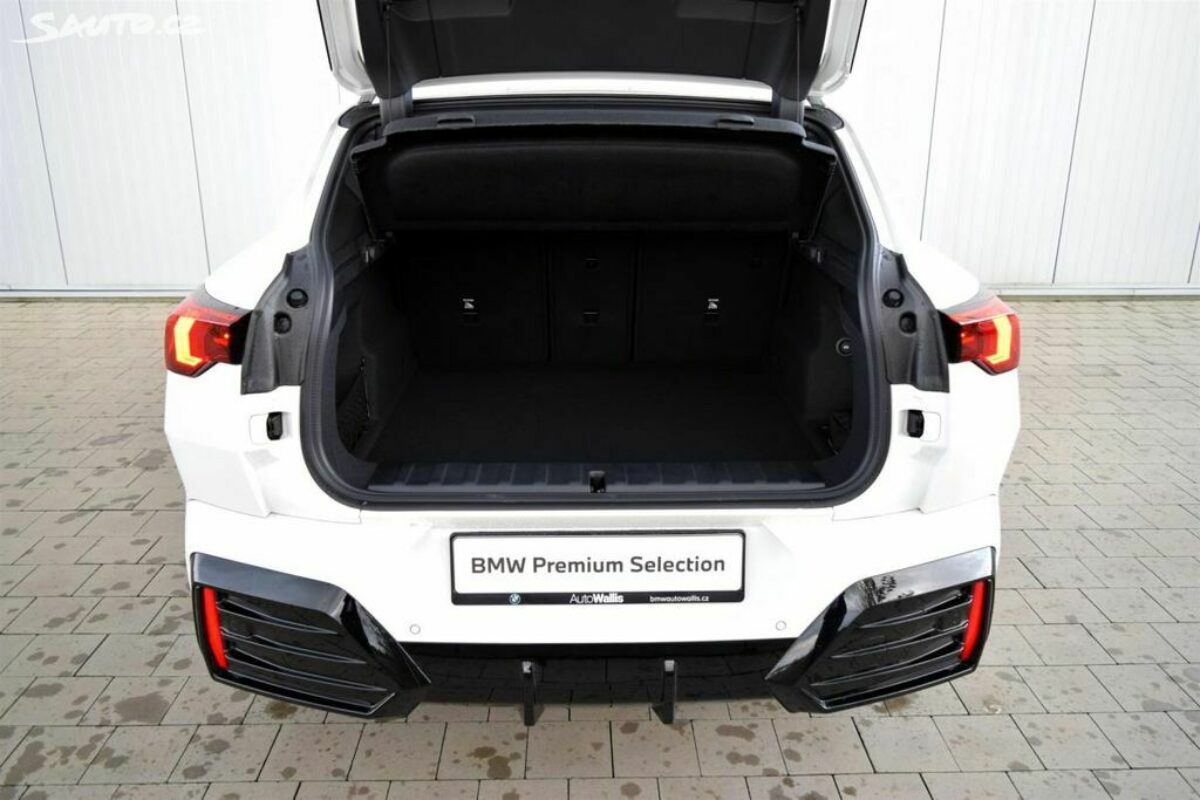 Fotografie vozu - klik pro zvětšení