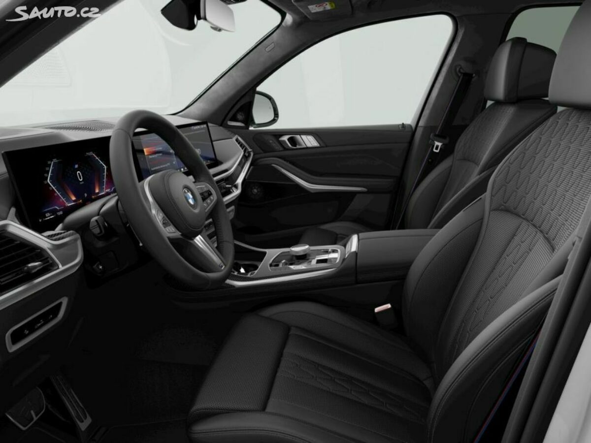 Fotografie vozu - klik pro zvětšení