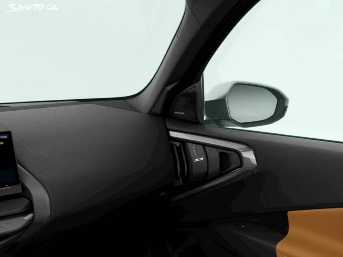 Fotografie vozu - klik pro zvětšení