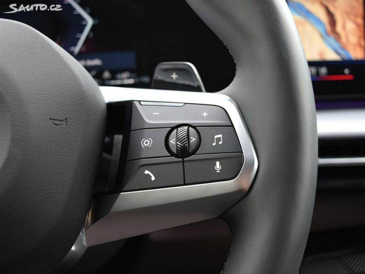 Fotografie vozu - klik pro zvětšení