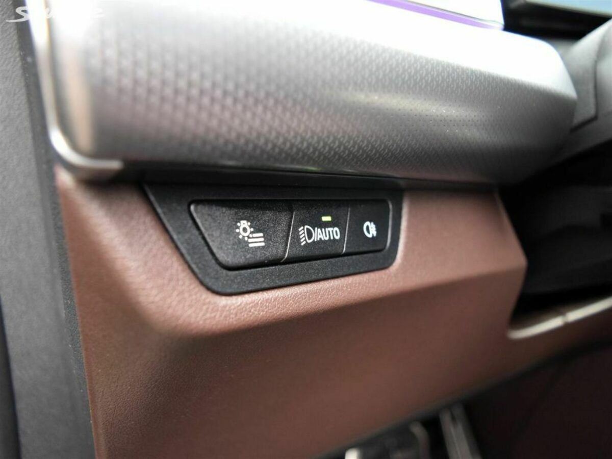 Fotografie vozu - klik pro zvětšení