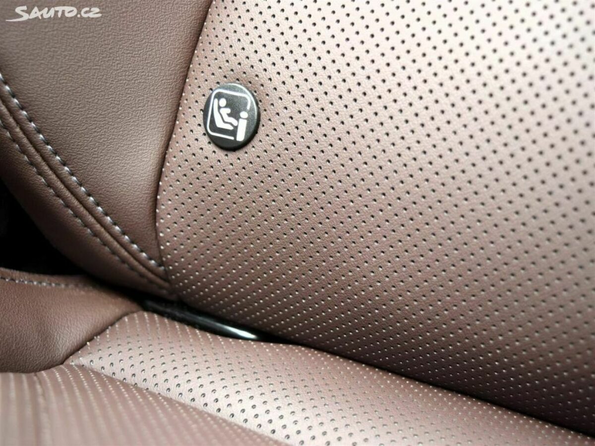 Fotografie vozu - klik pro zvětšení