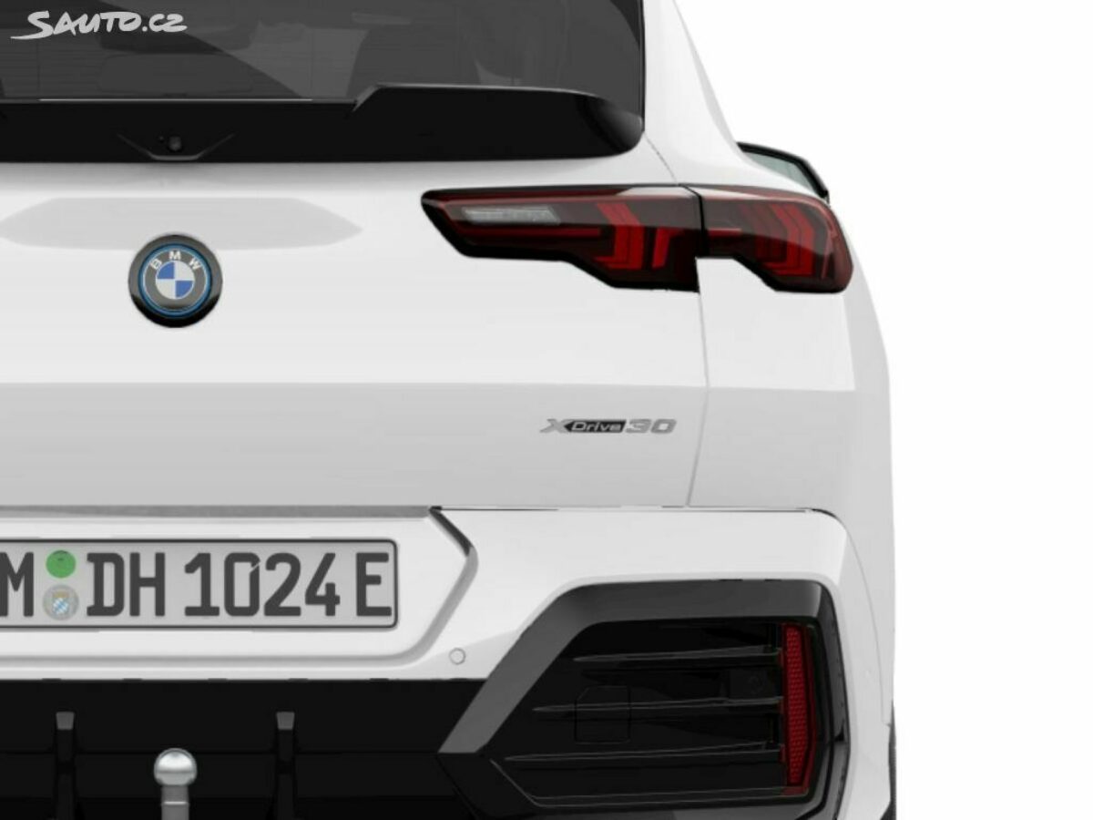 Fotografie vozu - klik pro zvětšení