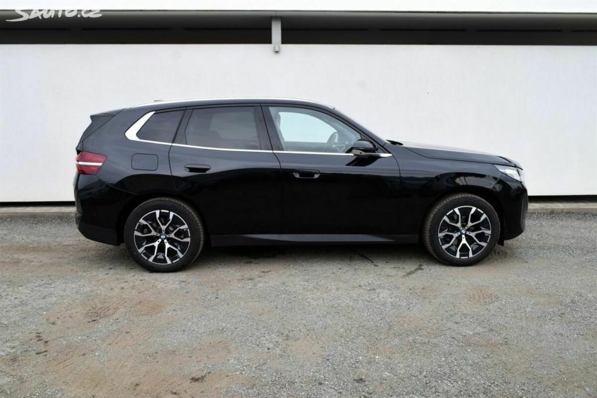 Fotografie vozu - klik pro zvětšení