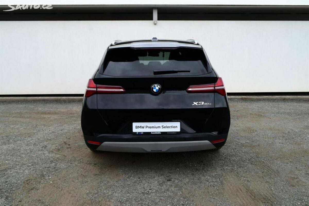 Fotografie vozu - klik pro zvětšení