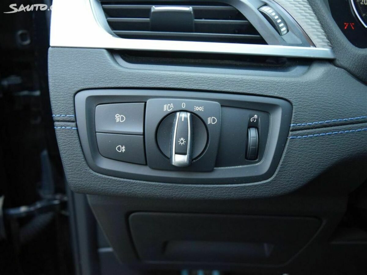 Fotografie vozu - klik pro zvětšení