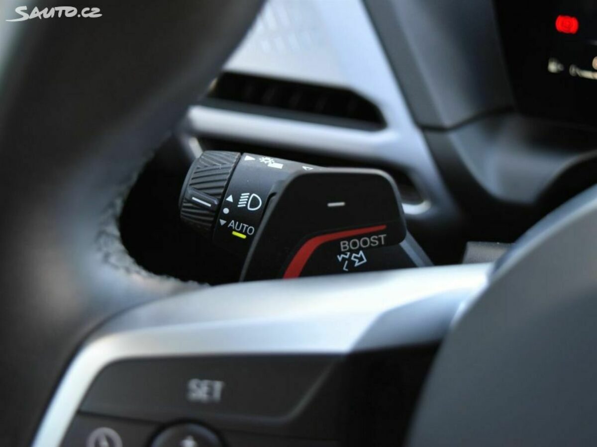 Fotografie vozu - klik pro zvětšení