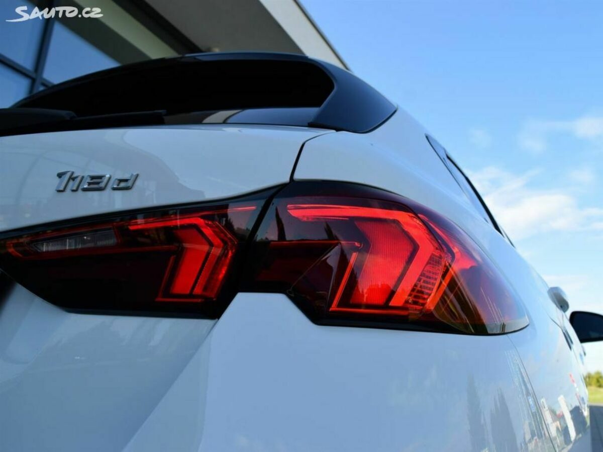 Fotografie vozu - klik pro zvětšení