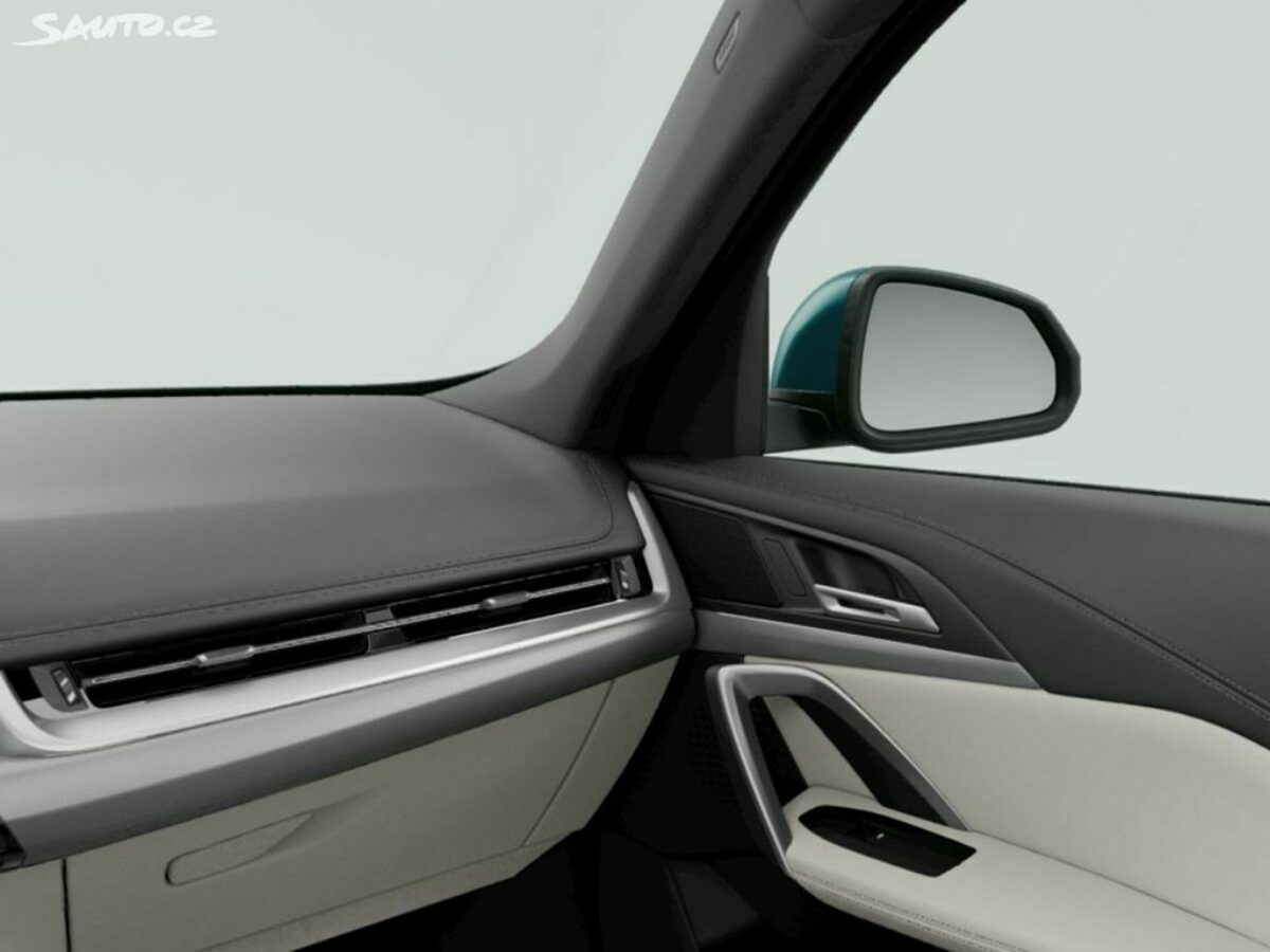 Fotografie vozu - klik pro zvětšení