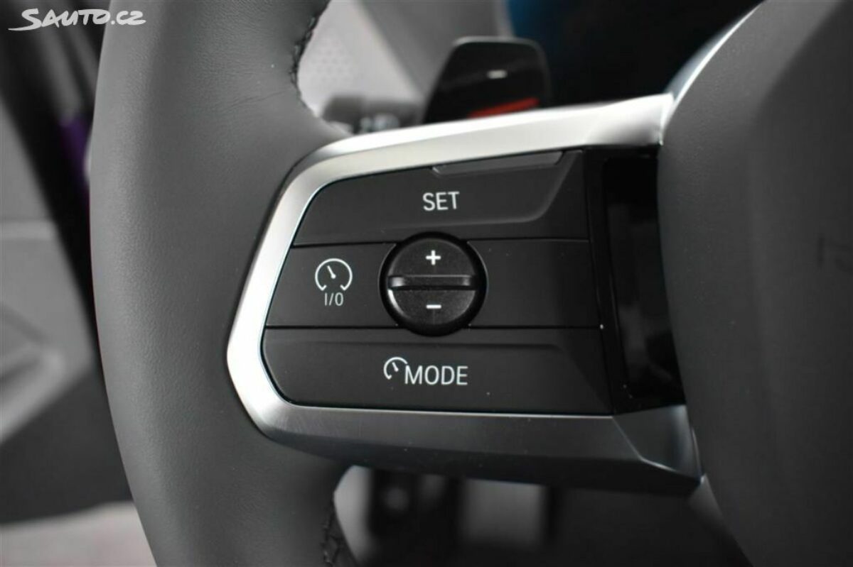 Fotografie vozu - klik pro zvětšení