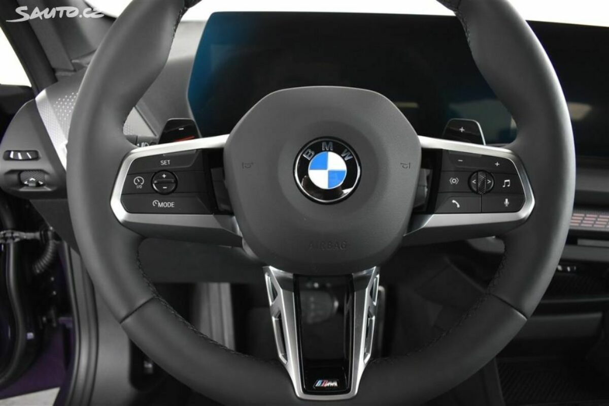 Fotografie vozu - klik pro zvětšení