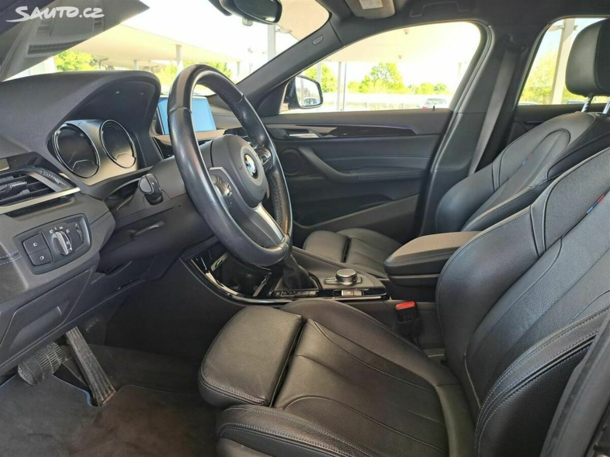 Fotografie vozu - klik pro zvětšení