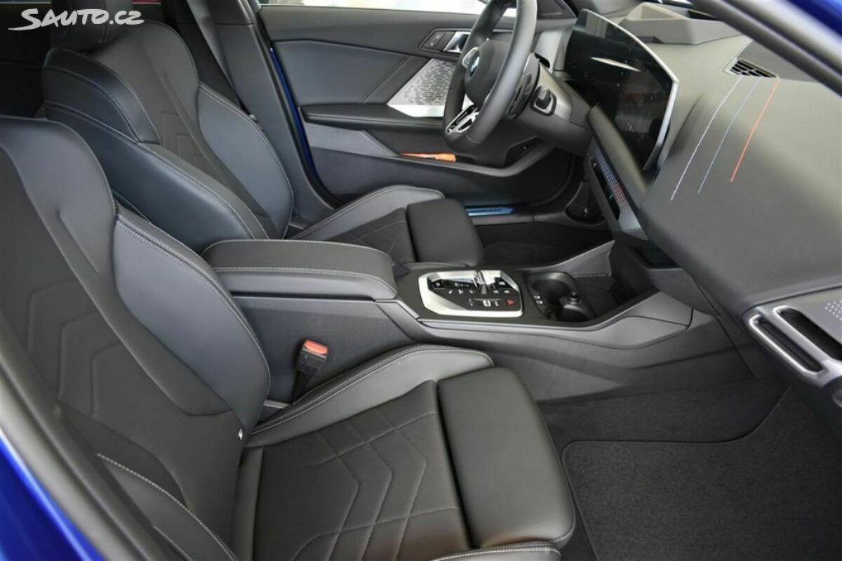 Fotografie vozu - klik pro zvětšení