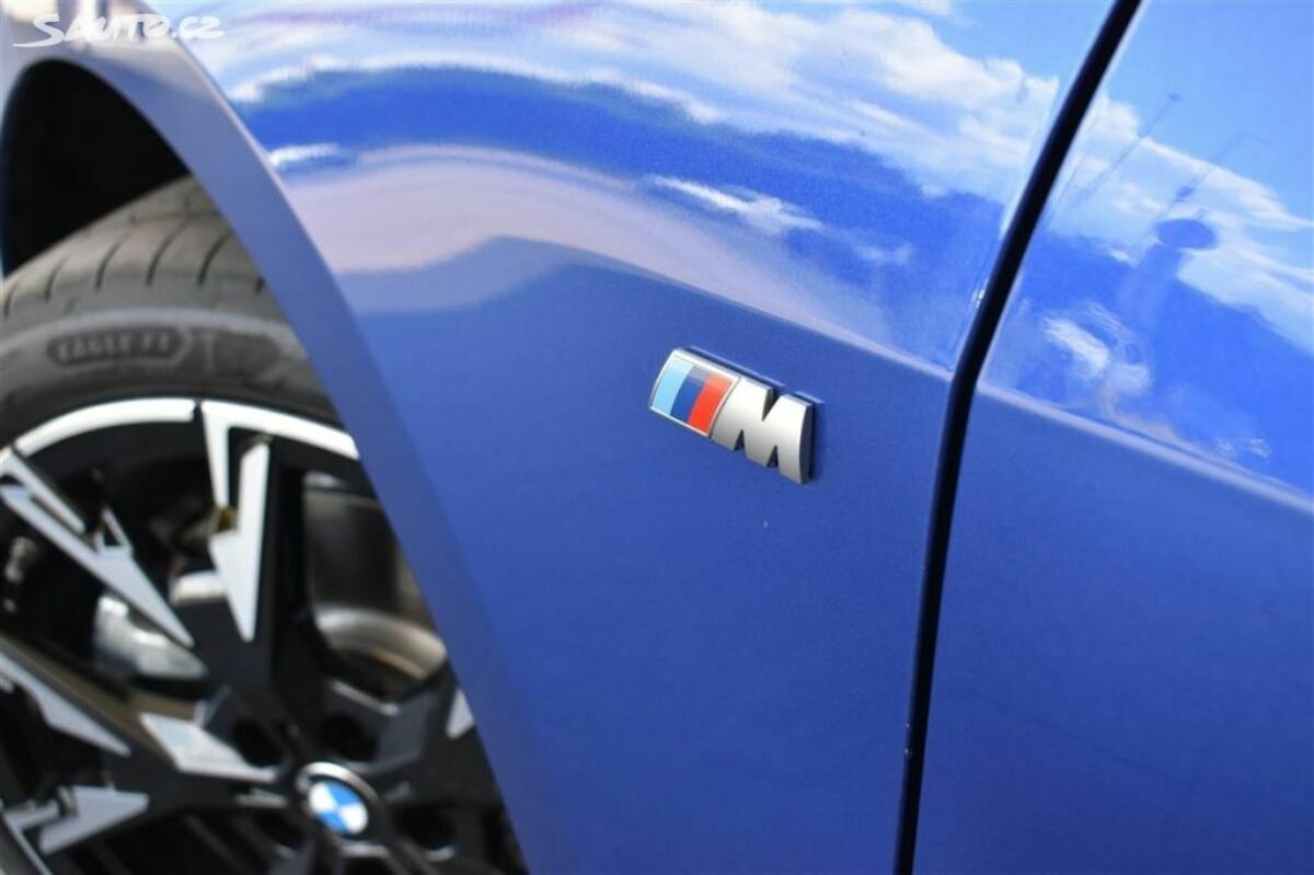 Fotografie vozu - klik pro zvětšení