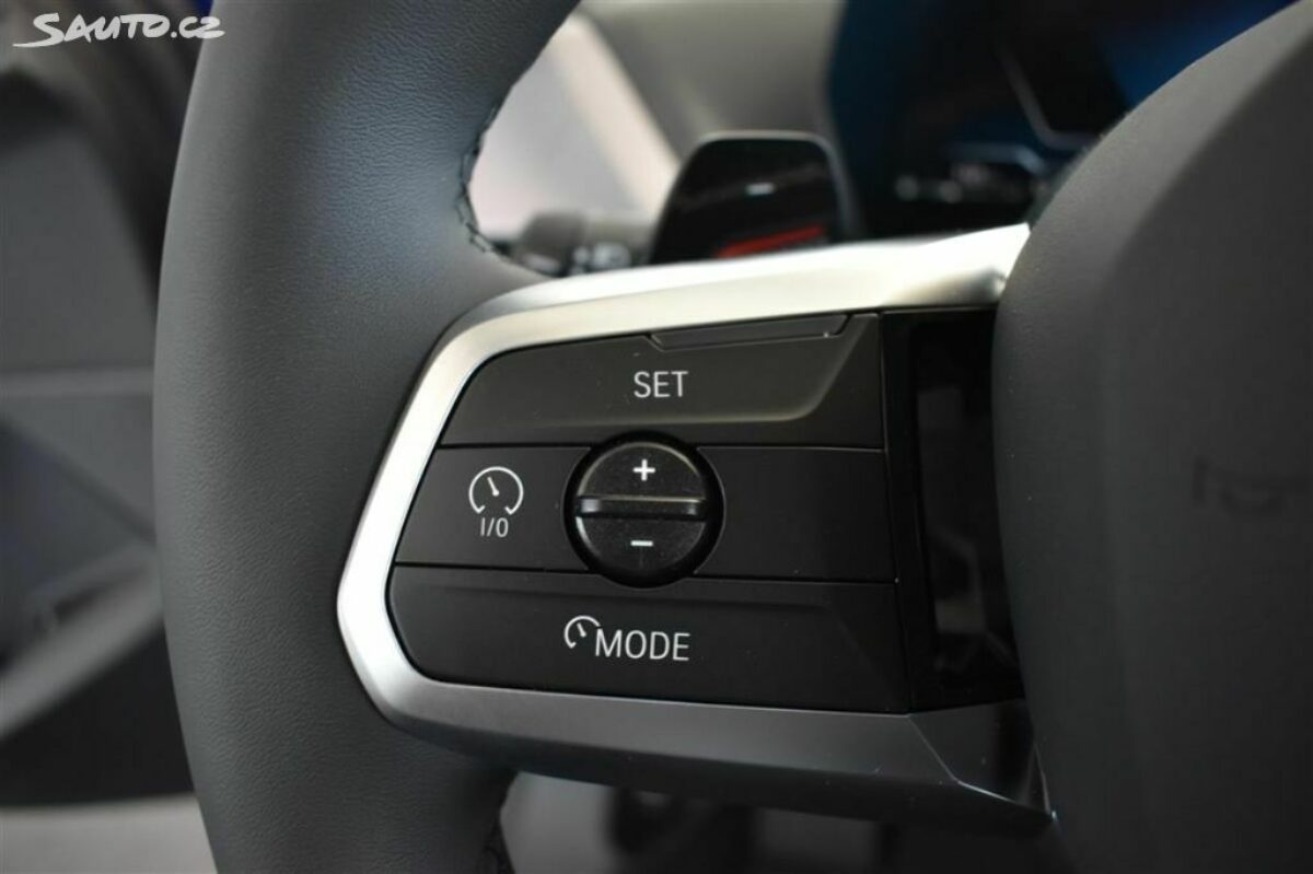 Fotografie vozu - klik pro zvětšení